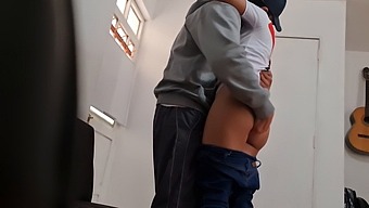 בן דוד קולומביאני יוסלין נתפס במצלמה